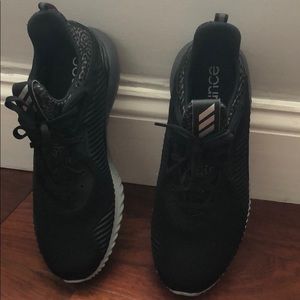 Womens Adidas Alphabounce sneakers